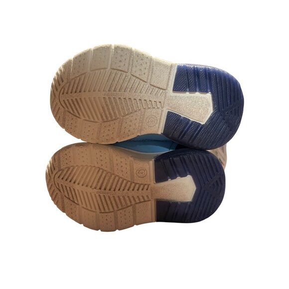 Bluey Kids Light-Up Sneakers Size 6 - Picture 8 of 8